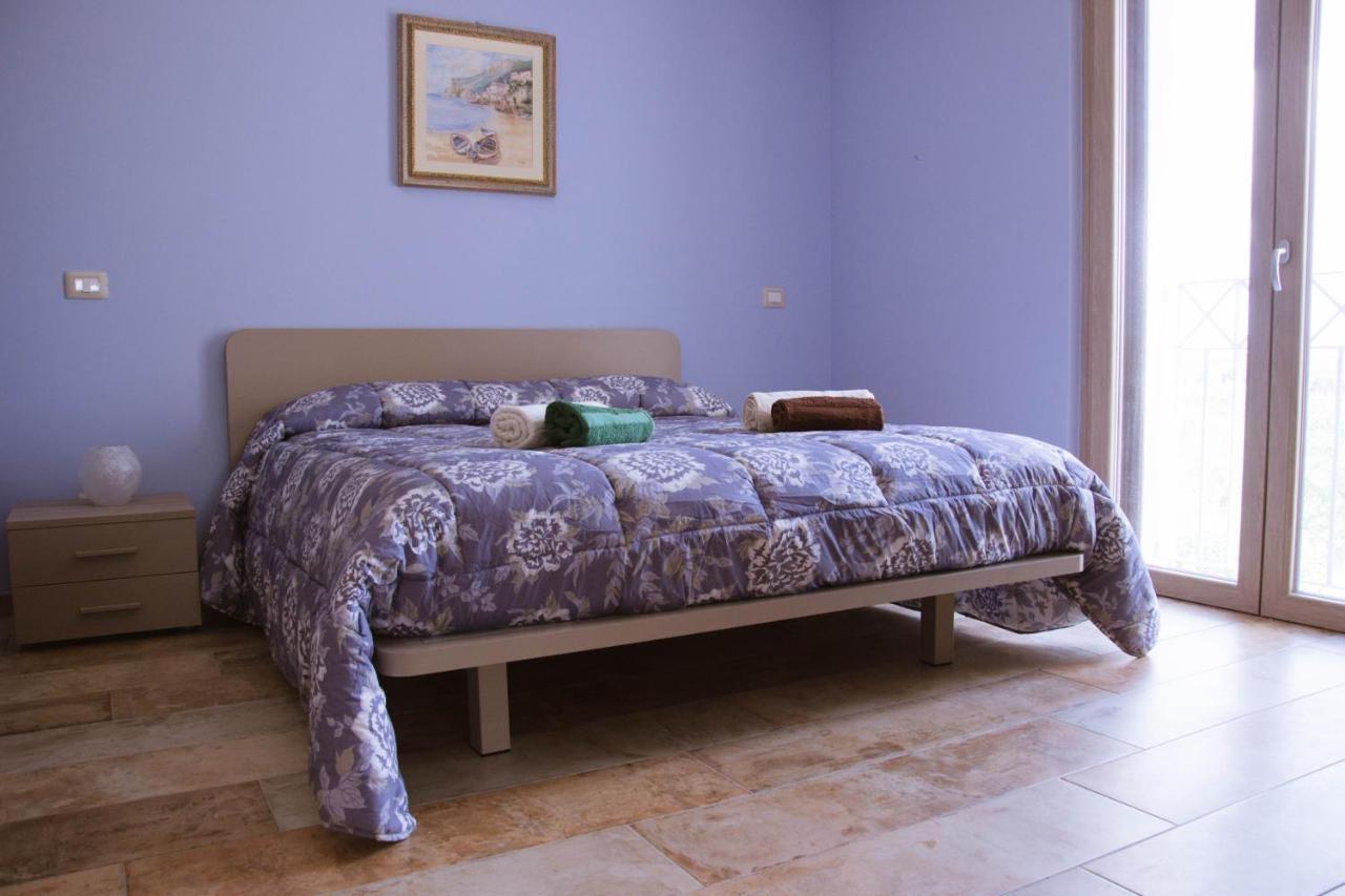 Casa Azzurra Ostuni Bed & Breakfast Bagian luar foto